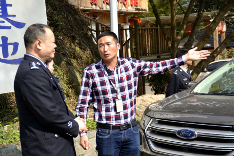 加强周边交通安全整治 保障学校师生平安出行